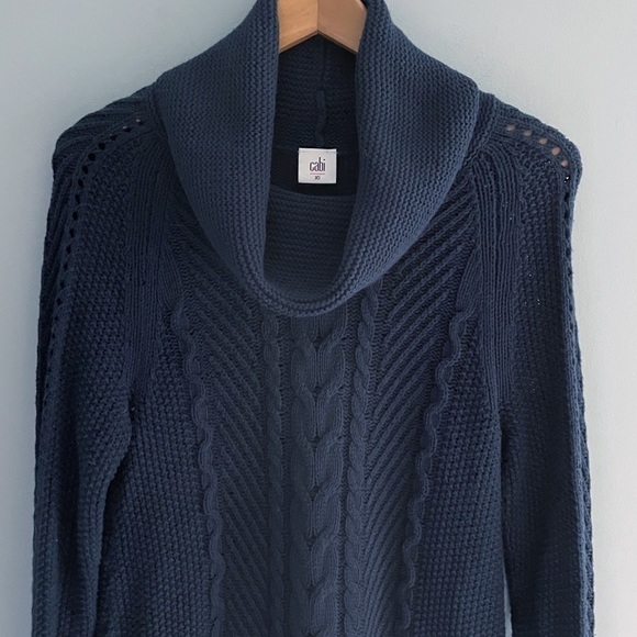 CAbi | Sweaters | Cabi Chunky Navy Cable Knit Sweater 368 | Poshmark